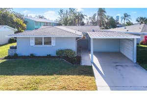 2460 Terry Ln, SARASOTA