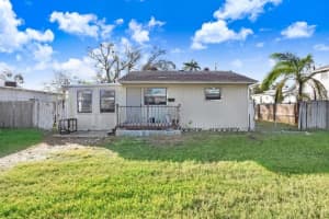 154 81st Ave N, ST PETERSBURG