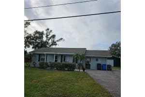 905 10th St Sw, RUSKIN 905 10th St Sw, RUSKIN