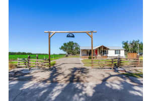 11312 Colding Rd, WIMAUMA