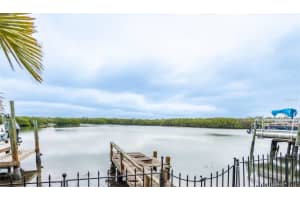 2744 45th St S, GULFPORT