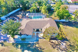 2142 Hickory Gate Dr W, DUNEDIN