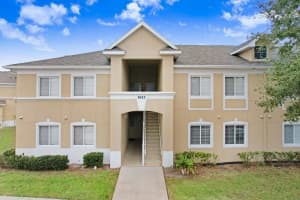 9523 Newdale Way #102, RIVERVIEW