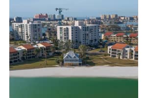 887 S Gulfview Blvd, CLEARWATER BEACH