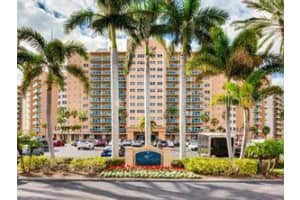 880 Mandalay Ave #n204, CLEARWATER BEACH
