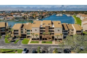 2775 Kipps Colony Dr S #105, GULFPORT
