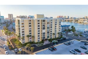 800 S Gulfview Blvd #403, CLEARWATER BEACH