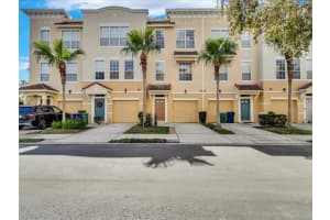 3106 Bayshore Oaks Dr, TAMPA