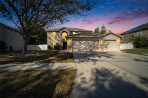 2108 Valrico Heights Blvd, VALRICO