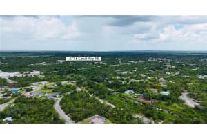 371 E Canal Way Ne, LAKE PLACID