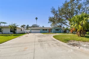 5050 Venetian Blvd Ne, ST PETERSBURG