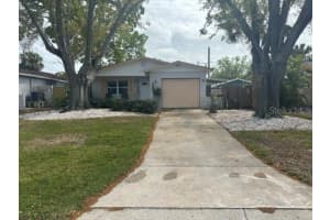 1774 Michigan Ave Ne, ST PETERSBURG