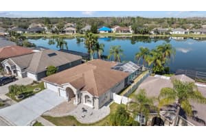 5117 Spectacular Bid Dr, WESLEY CHAPEL
