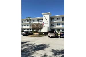 8080 112th St #206, SEMINOLE