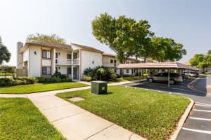 142 Lakeview Way #142, OLDSMAR