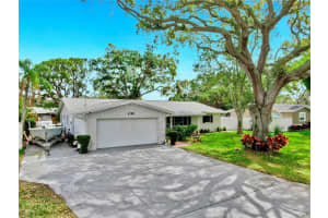 6780 14th Way S, ST PETERSBURG