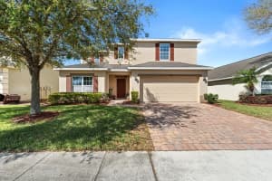 754 Andalusia Loop, DAVENPORT