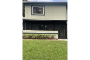2910 Lichen Ln #b, CLEARWATER