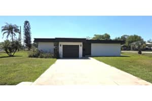 25322 Columbia Cir, LAKE WALES