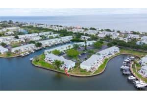 5129 Se Salmon Dr Se #a, ST PETERSBURG