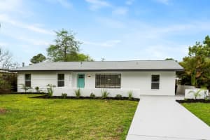 1886 San Mateo Dr, DUNEDIN