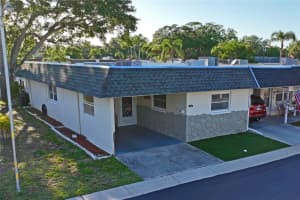 200 Portree Dr, DUNEDIN