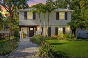 8020 Sharon Dr, TAMPA