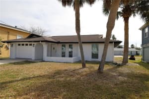 7534 Mako Dr, HUDSON