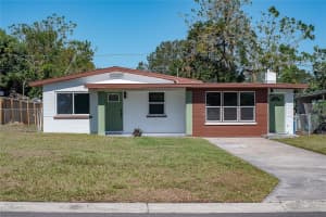 1328 Barry St, CLEARWATER