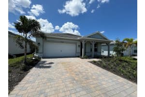 17093 Moonflower Dr, VENICE