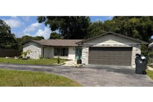 620 Lithia Pinecrest Rd, BRANDON 620 Lithia Pinecrest Rd, BRANDON