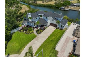 945 Bunker View Dr, APOLLO BEACH