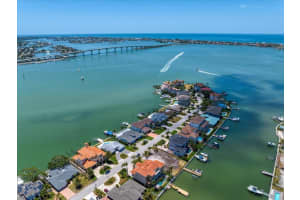 14 Sunset Bay Dr, BELLEAIR