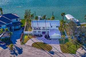 7810 10th Ave S, ST PETERSBURG