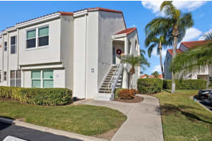 6085 Bahia Del Mar Blvd #106, ST PETERSBURG