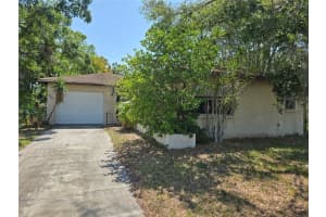809 Green Valley Rd, PALM HARBOR