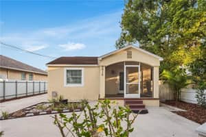 2916 W Crest Ave, TAMPA