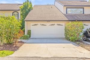 13934 Clubhouse Cir #8, TAMPA
