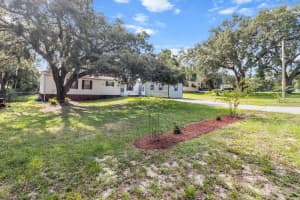 8431 S Lake Consuella Dr, FLORAL CITY