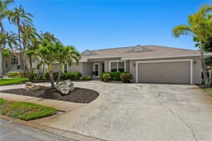 2773 Seabreeze Dr S, GULFPORT