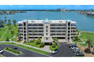 8021 Sailboat Key Blvd S #305, ST PETE BEACH
