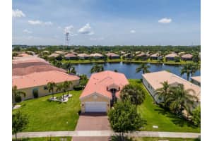 4821 Grand Banks Dr, WIMAUMA