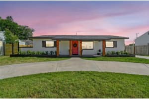 775 39th Ave Ne, ST PETERSBURG