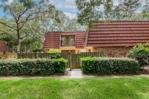 2725 11th Ct, PALM HARBOR