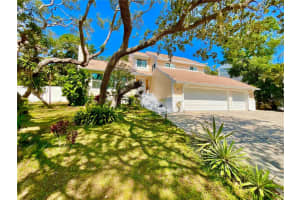 1330 Belcher Dr, TARPON SPRINGS