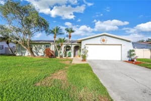 5925 18th St Ne, ST PETERSBURG