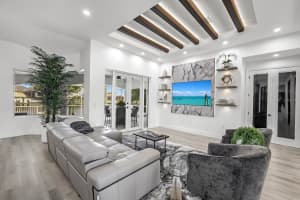 3917 Se 19th Ave, CAPE CORAL