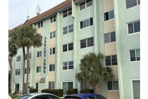 801 83rd Ave N #107, ST PETERSBURG