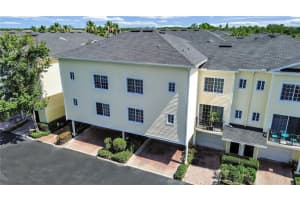 9731 Meadow Field Cir, TAMPA