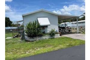39047 Hillcrest Dr, ZEPHYRHILLS
